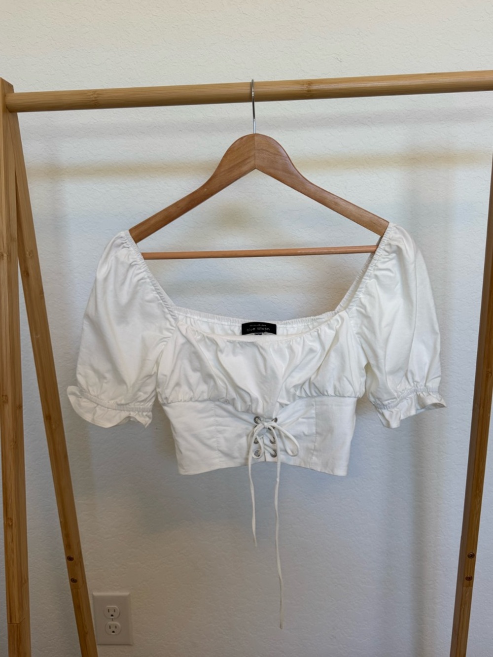 Blue Blush White Puff-Sleeve Lace-Up Crop Top
